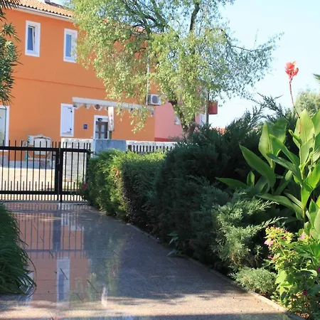 With Parking Space - 7171 דירה *