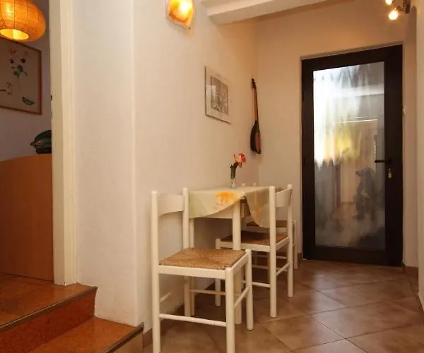 With Parking Space - 7171 דירה