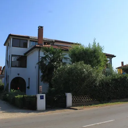 With Parking Space - 7171 * Umago