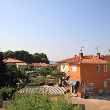 With Parking Space - 7171 Umag