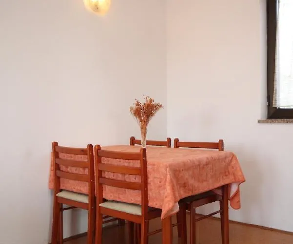 With Parking Space - 7171 Lejlighed Umag